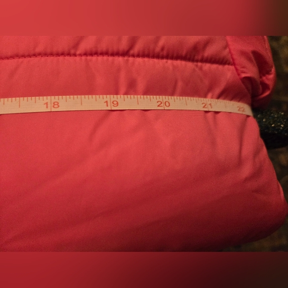 Nike Womens sz Small NWT Bright Pink Puffer - Picture 16 of 16